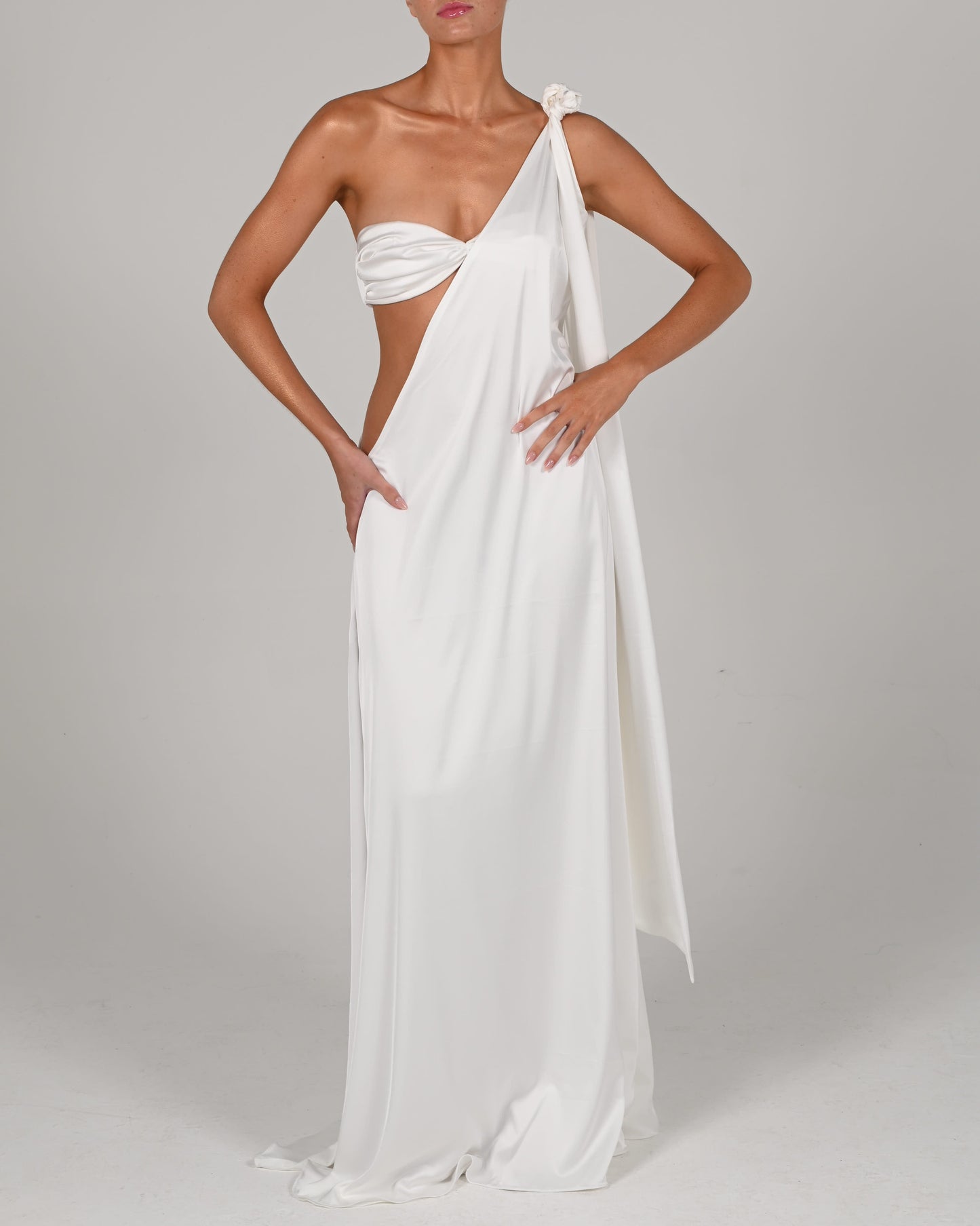 Anthia Maxi Dress in Ivory (Ready to Ship)